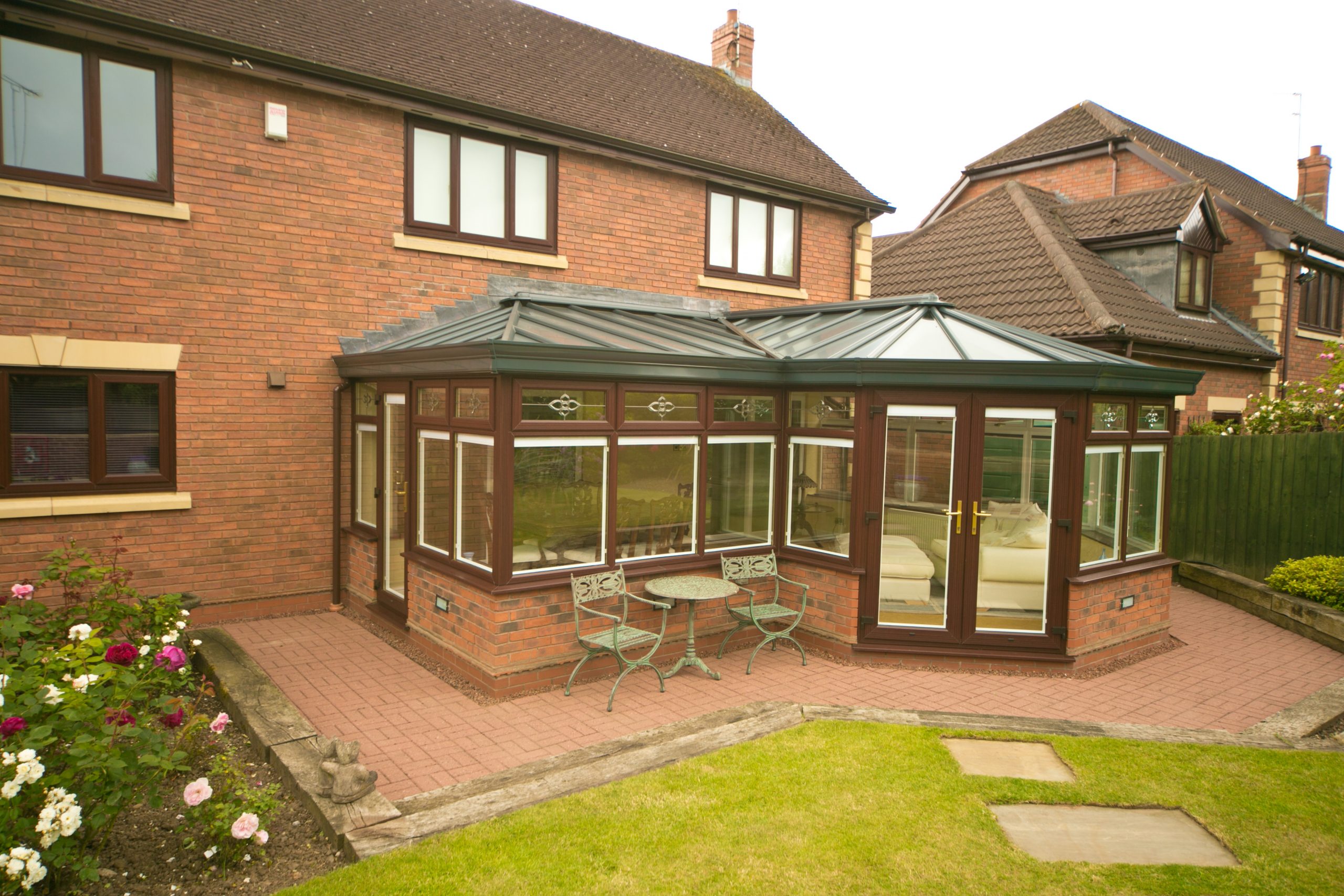 p-shaped conservatory